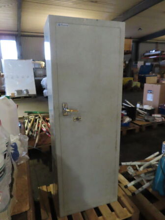 Våbenskab/nøgleskab, SG-2000