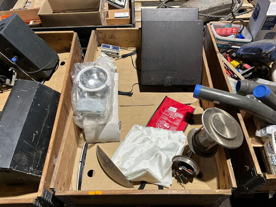 Indholdet på pallen