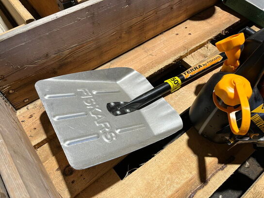 Indholdet på pallen