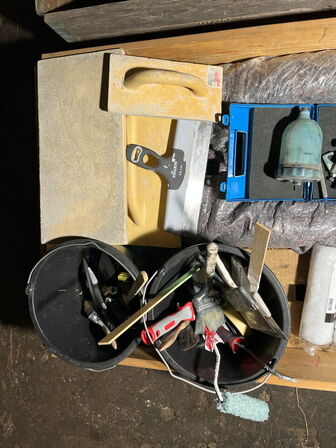 Indholdet på pallen