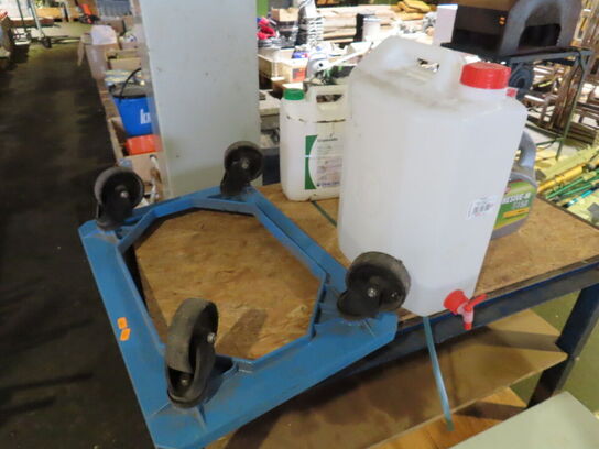 Arbejdsbord på hjul