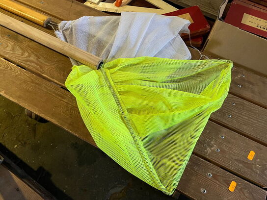 2 stk. bænke og net