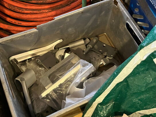 Indholdet på pallen