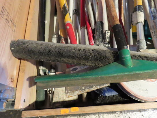 Indholdet på pallen