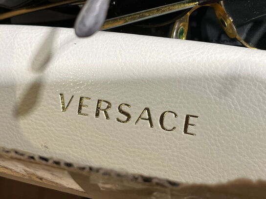 6 stk. kasser med brugte briller