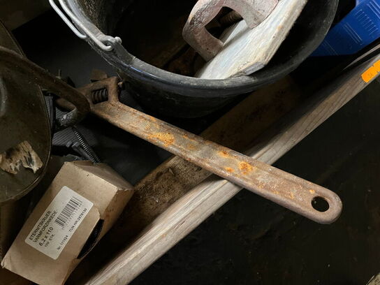 Indholdet på pallen