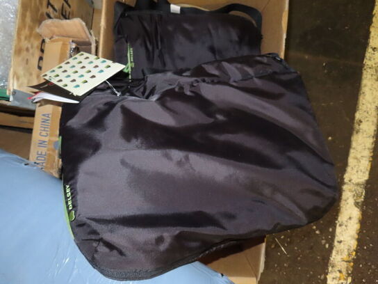 Indholdet på pallen