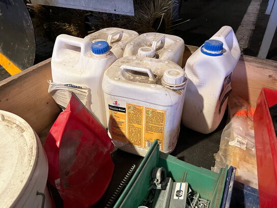 Indholdet på pallen