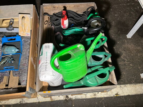 Indholdet på pallen