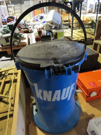 Indholdet på pallen