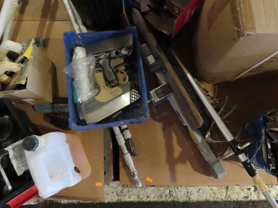 Indholdet på pallen