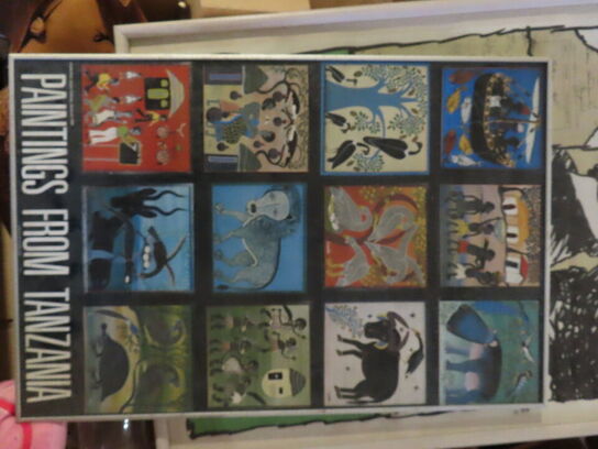 Indholdet på pallen