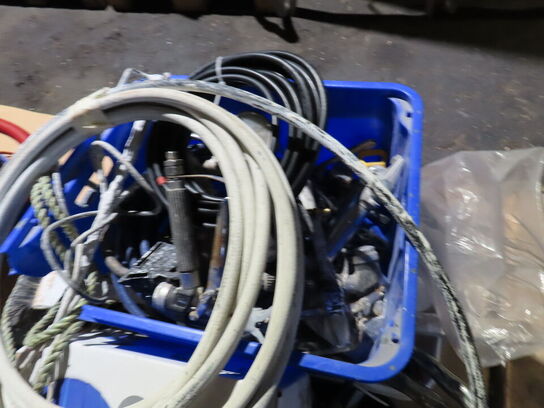 Indholdet på pallen