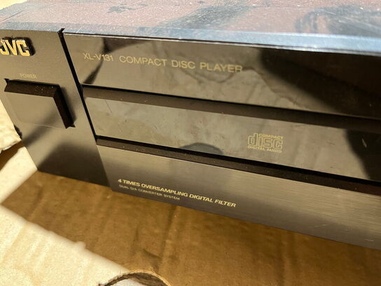 Indholdet på pallen