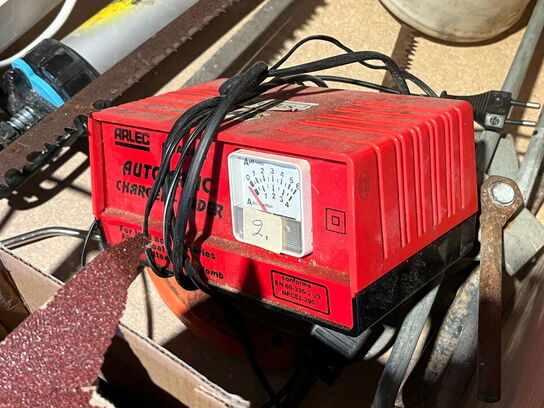 Indholdet på pallen