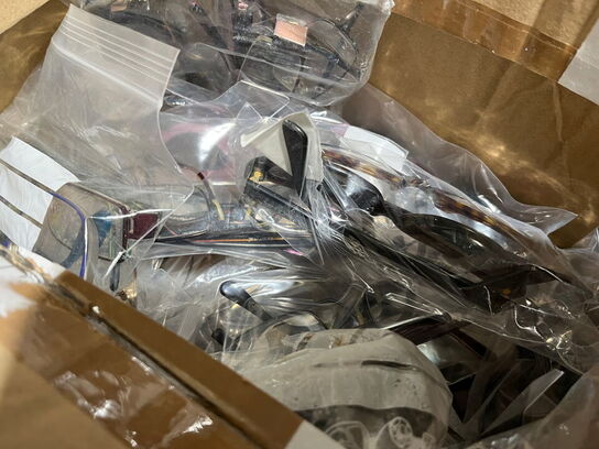 6 stk. kasser med brugte briller