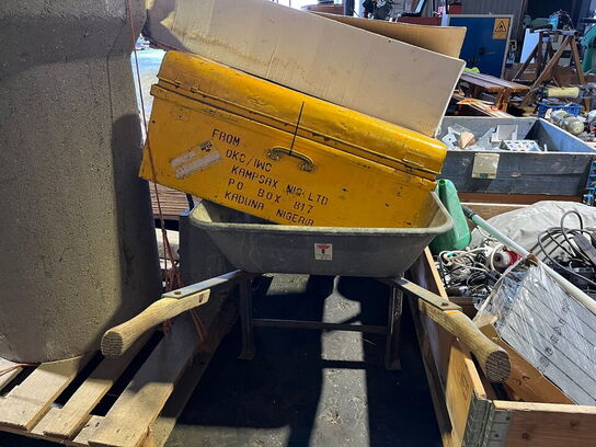 Trillebør med indhold