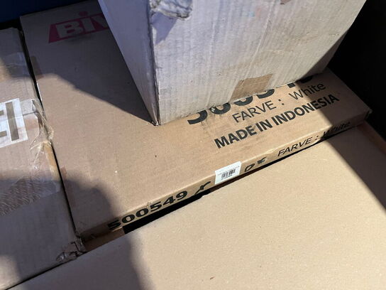 Indholdet på pallen