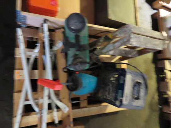 Indholdet på pallen