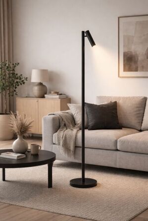 Trio gomes genopladelig gulvlampe sort(ubrugt)