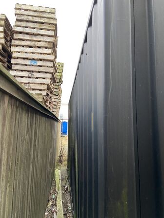 20 fods container med indhold UDLEVERING EFTER AFTALE