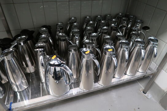 Div. Kaffe & Te kander samt rengøringsmidler