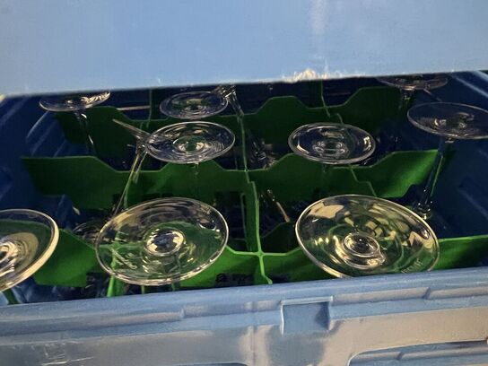 5 vogne m. glasbakker inkl. glas i bakkerne (ass.)