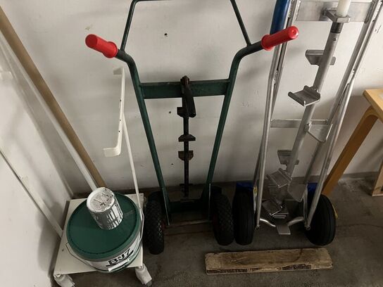 Sækkevogne til kasser etc. samt affaldsstativ