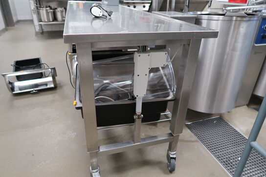 Rustfri stålbord med el. hæve/sænke funktion uden indhold