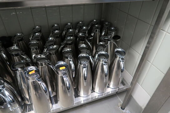 Div. Kaffe & Te kander samt rengøringsmidler