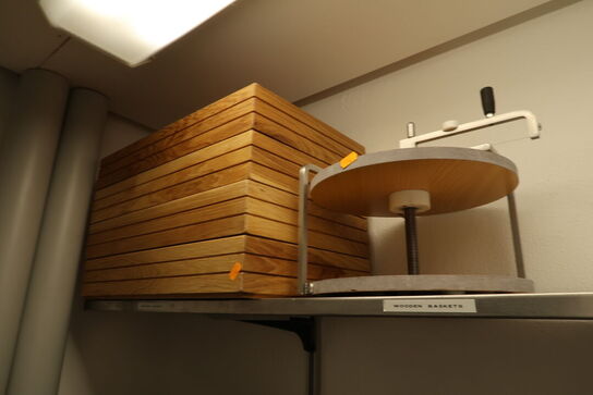 Osteskære IDÉ PAT. ANM. Samt bakker