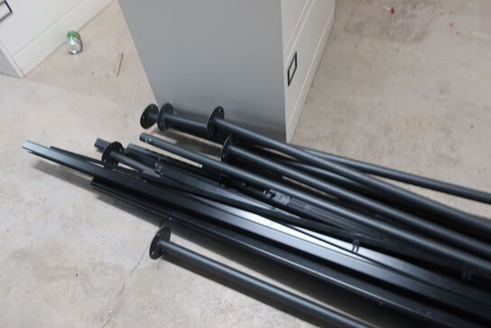 Reolsystemer og butiksinventar fra hel butik