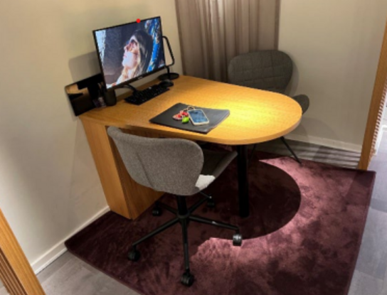 Reolsystemer og butiksinventar fra hel butik