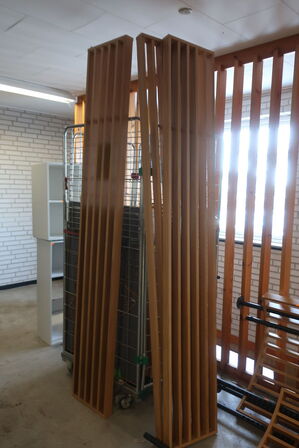 Lamelvægge i egefiner m.v. 