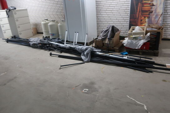 Reolsystemer og butiksinventar fra hel butik