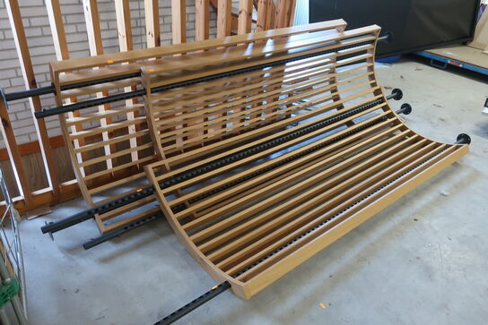 Lamelvægge i egefiner m.v. 