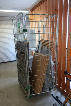 Lamelvægge i egefiner m.v. 