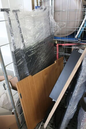 Reolsystemer og butiksinventar fra hel butik