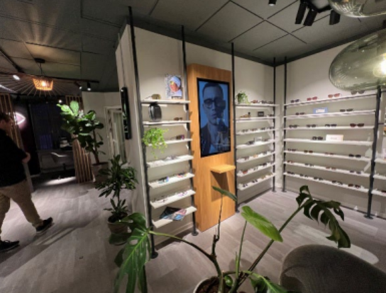 Reolsystemer og butiksinventar fra hel butik