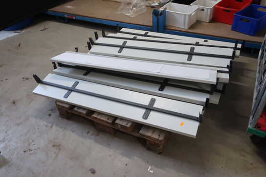 Reolsystemer og butiksinventar fra hel butik