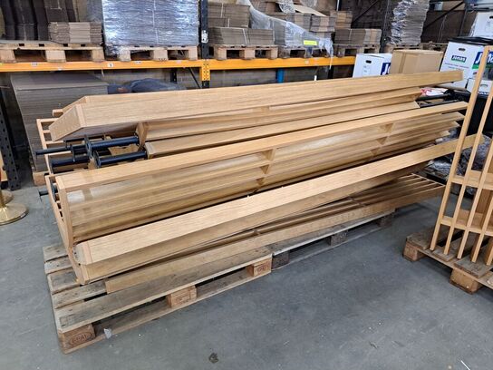 Diverse lamel-vægge i egefinér