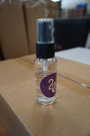 3 ks. Brilleklar "2Ø" samt pudseklude