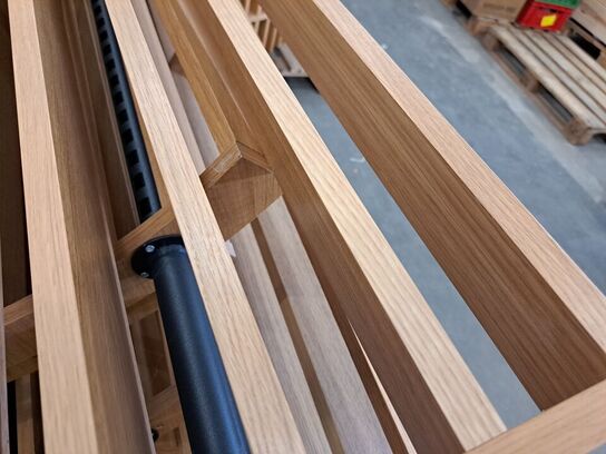 Diverse lamel-vægge i egefinér
