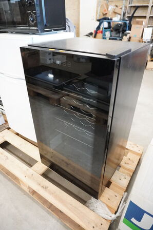 2Ø ApS Roskilde - Udstyr og inventar fra optiker