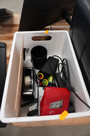 Makulator REXEL samt kontorartikler