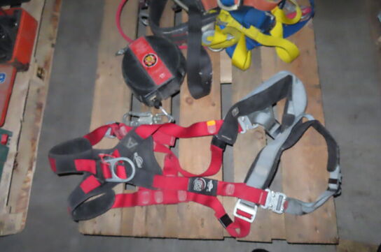 Palle med diverse faldsikringer