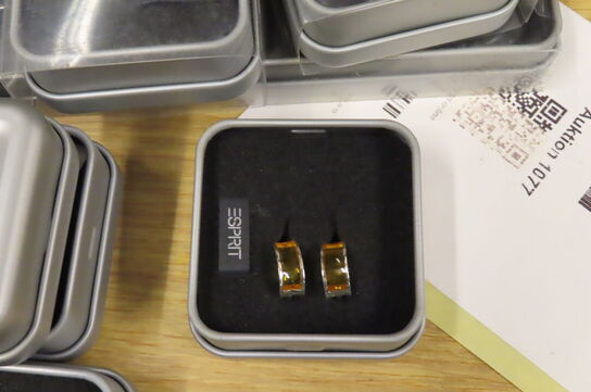 Stort parti diverse smykker ESPRIT