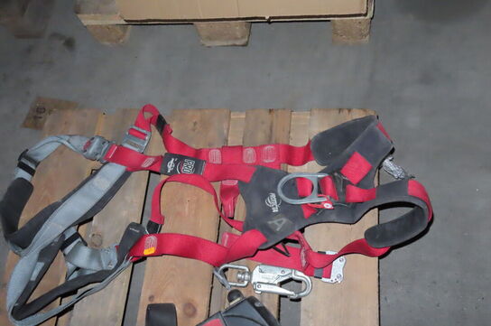 Palle med diverse faldsikringer