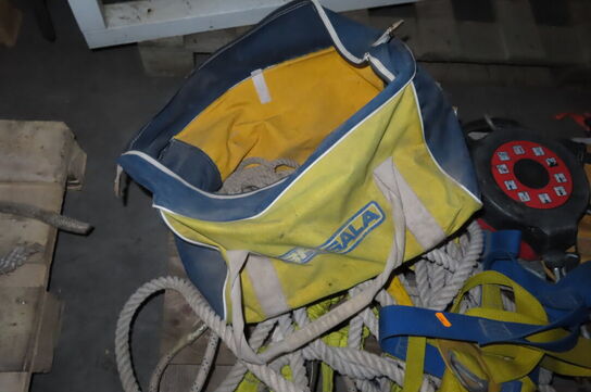 Palle med diverse faldsikringer