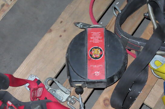 Palle med diverse faldsikringer